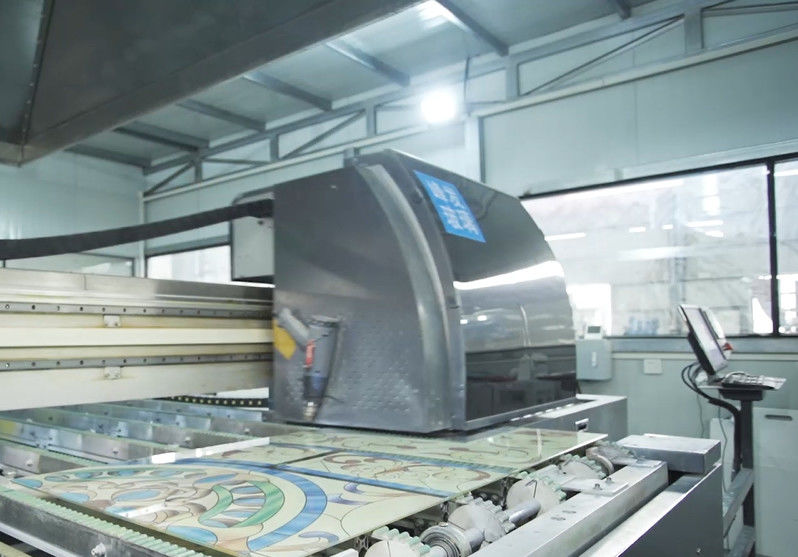 SWAN GLASS CO.,LTD Produktionslinie des Herstellers